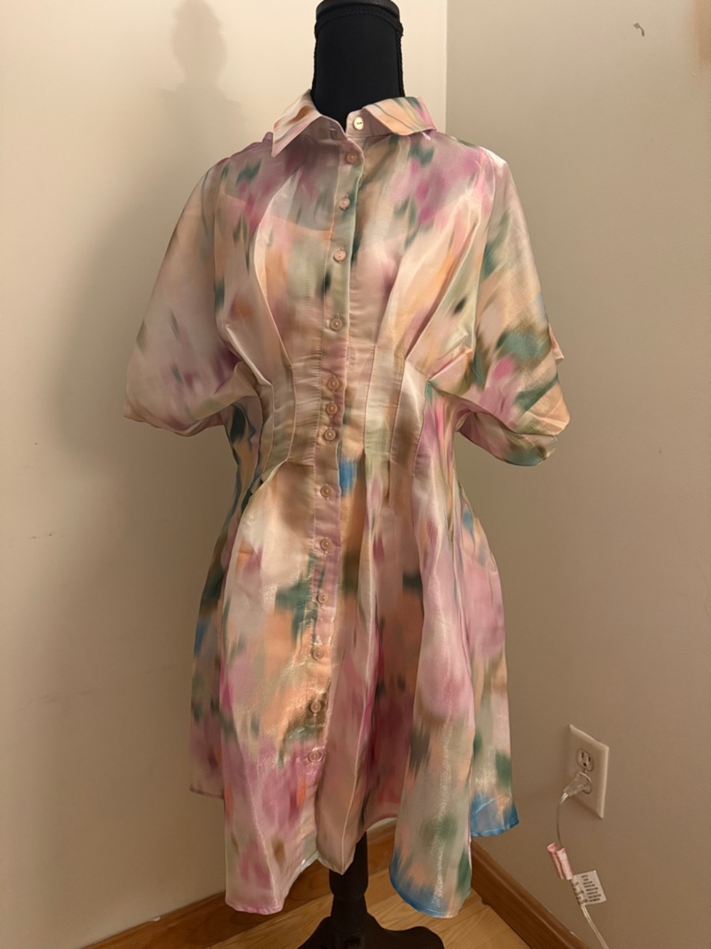 Anthropologie, Exquise NWT Watercolor Pastel Button-Up Dress, size medium